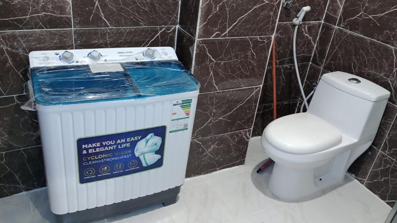 In Taibah Aparthotel Медина Екстериор снимка