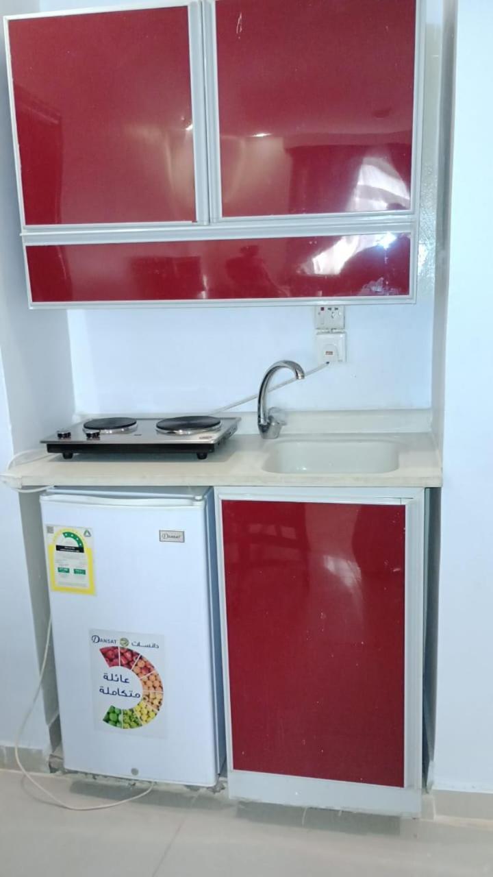 In Taibah Aparthotel Медина Екстериор снимка